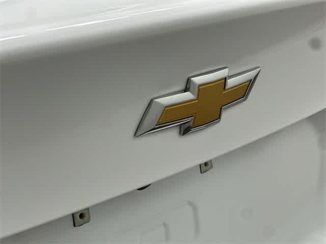 Thumbnail: 2022 Chevrolet Malibu - 26