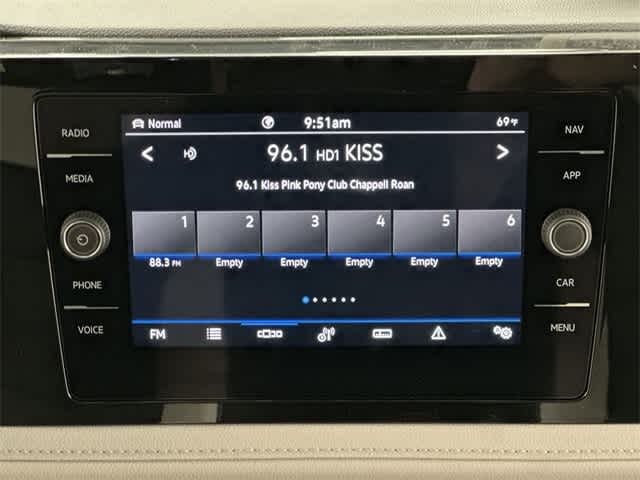 2025 Volkswagen Taos SEL 12