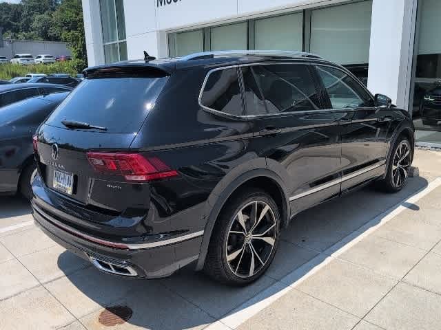 Thumbnail: 2023 Volkswagen Tiguan - 4