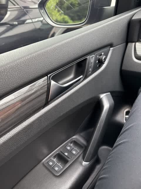 Thumbnail: 2022 Volkswagen Passat - 20