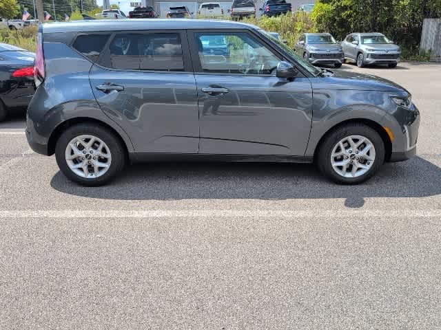 Thumbnail: 2023 Kia Soul - 6