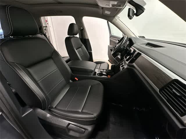 Thumbnail: 2023 Volkswagen Atlas - 23