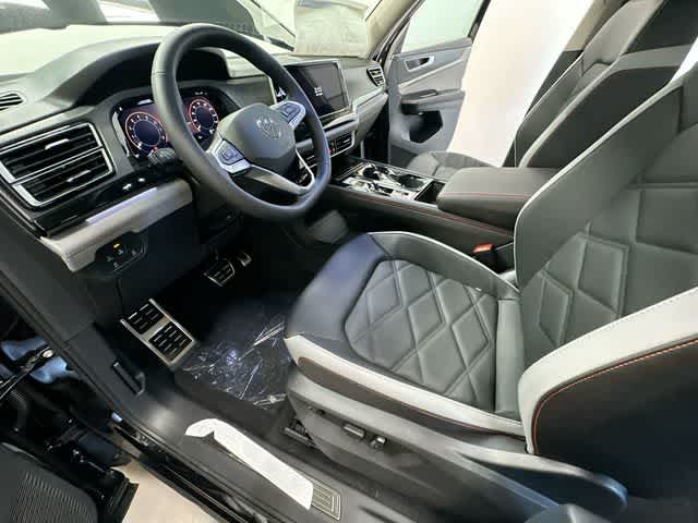 Thumbnail: 2026 Volkswagen Atlas - 16