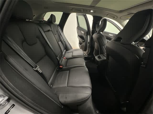 Thumbnail: 2023 Volvo XC60 - 24