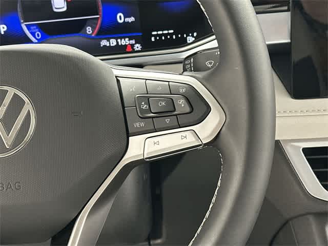 Thumbnail: 2025 Volkswagen Taos - 10