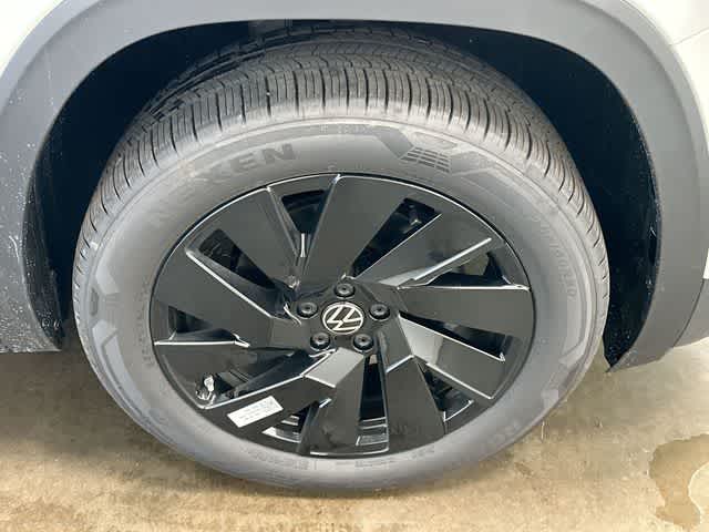 Thumbnail: 2026 Volkswagen Atlas - 5