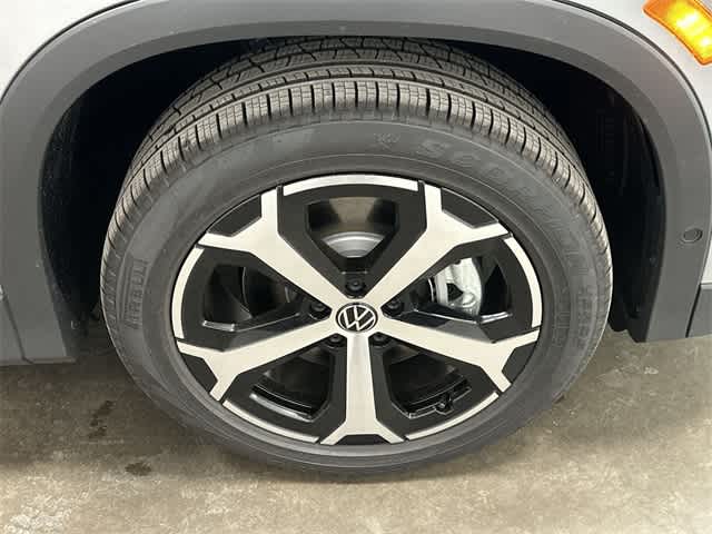 Thumbnail: 2026 Volkswagen Tiguan - 5