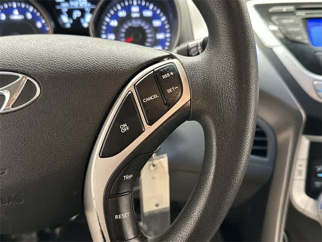 Thumbnail: 2012 Hyundai Elantra - 8