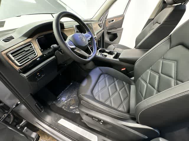 Thumbnail: 2026 Volkswagen Atlas - 16