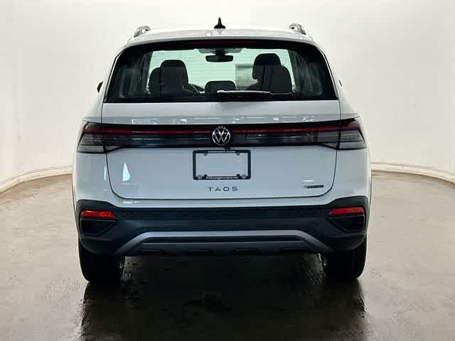 Thumbnail: 2026 Volkswagen Taos - 4