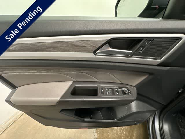 Thumbnail: 2023 Volkswagen Atlas - 17