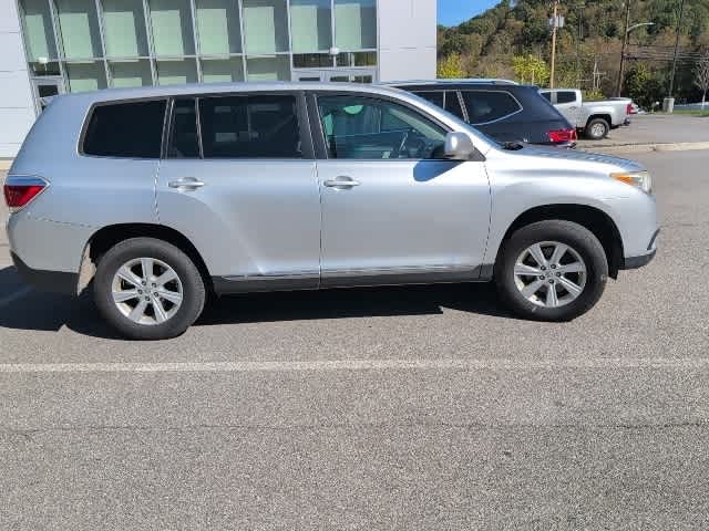 Thumbnail: 2013 Toyota Highlander - 5