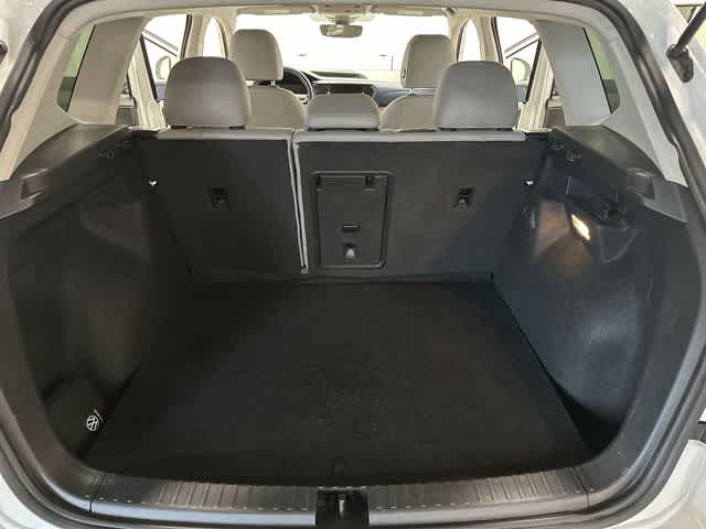 Thumbnail: 2023 Volkswagen Taos - 25