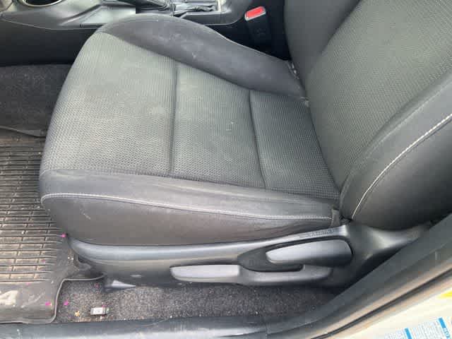 Thumbnail: 2018 Toyota RAV4 - 9