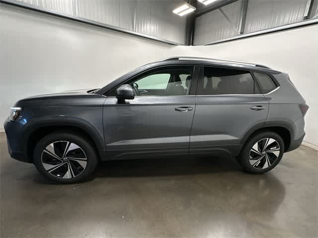 Thumbnail: 2025 Volkswagen Taos - 2