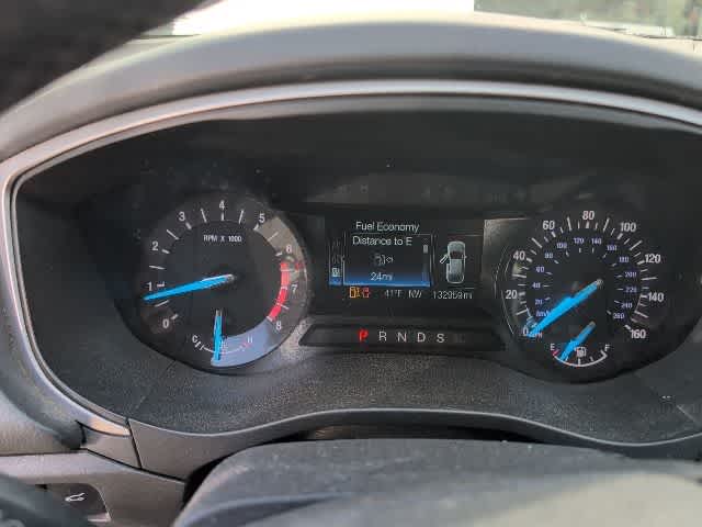 Thumbnail: 2015 Ford Fusion - 15