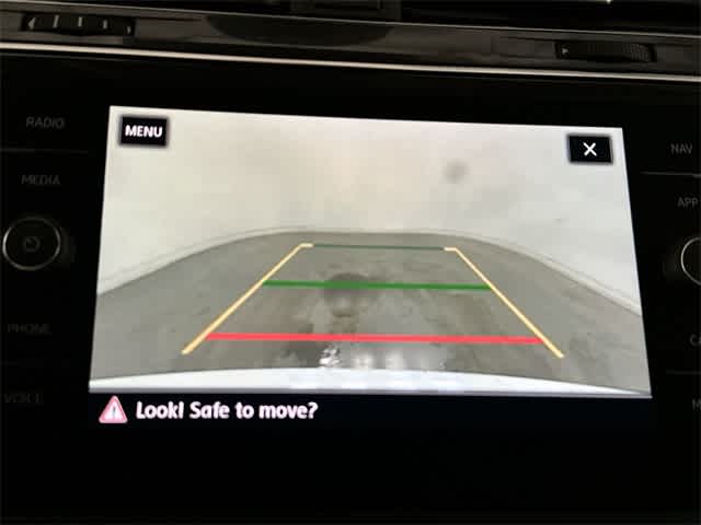 Thumbnail: 2020 Volkswagen Tiguan - 15