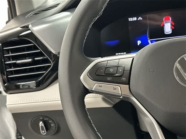 Thumbnail: 2025 Volkswagen Taos - 8