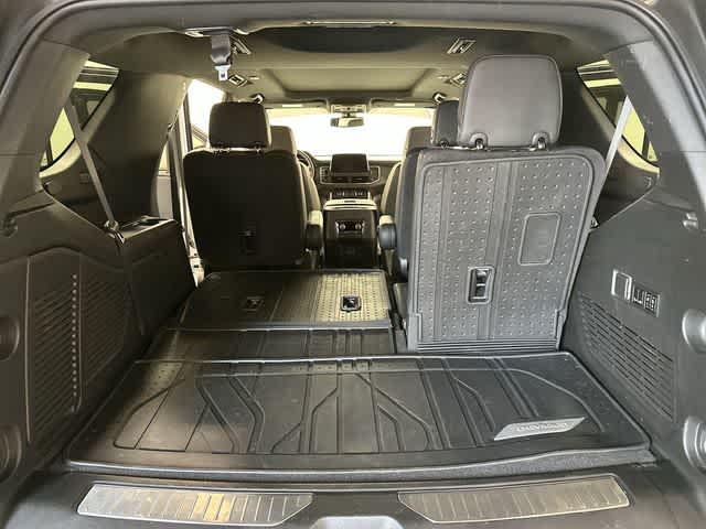 Thumbnail: 2022 Chevrolet Tahoe - 29