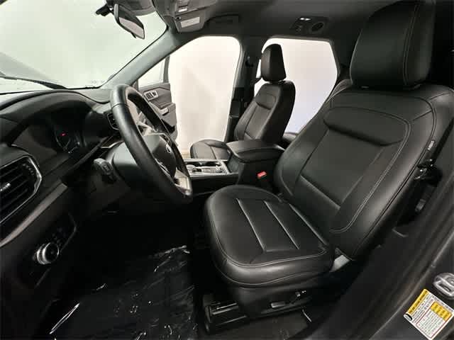 Thumbnail: 2022 Ford Explorer - 16