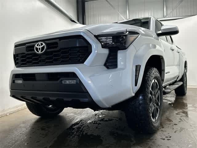 Thumbnail: 2024 Toyota Tacoma - 27