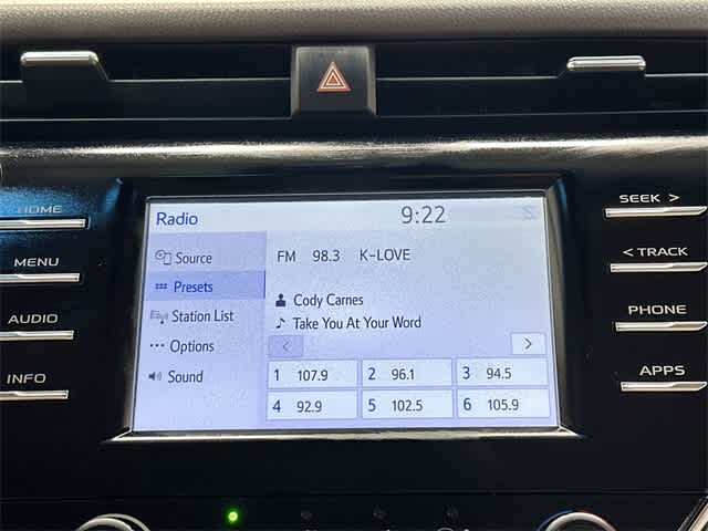 Thumbnail: 2018 Toyota Camry - 10