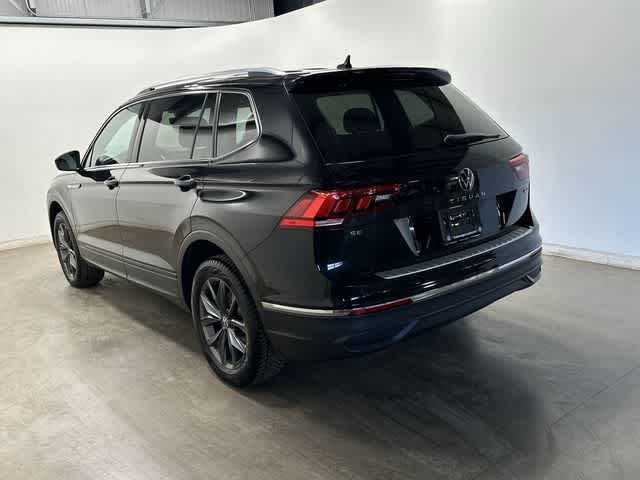 Thumbnail: 2022 Volkswagen Tiguan - 31