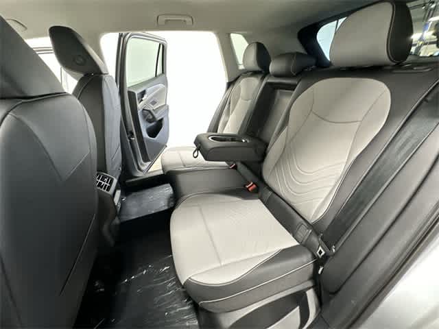 Thumbnail: 2025 Volkswagen Tiguan - 17