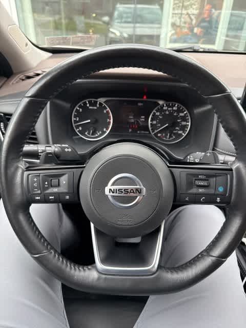 Thumbnail: 2021 Nissan Rogue - 15