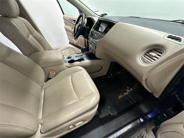 Thumbnail: 2019 Nissan Pathfinder - 23