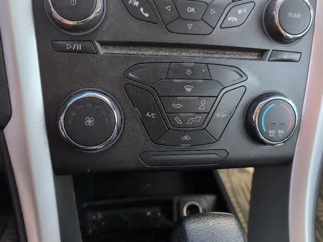 Thumbnail: 2015 Ford Fusion - 17