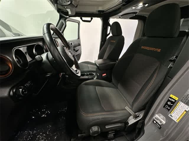 Thumbnail: 2021 Jeep Gladiator - 17