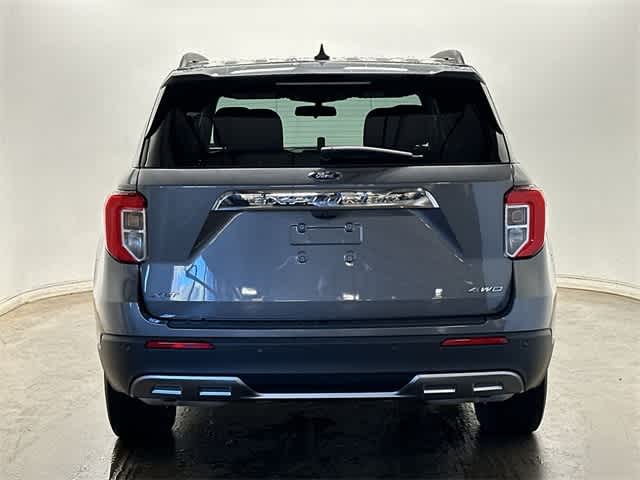 Thumbnail: 2022 Ford Explorer - 4