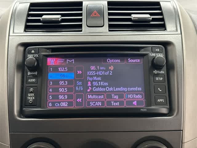 Thumbnail: 2013 Toyota Corolla - 11