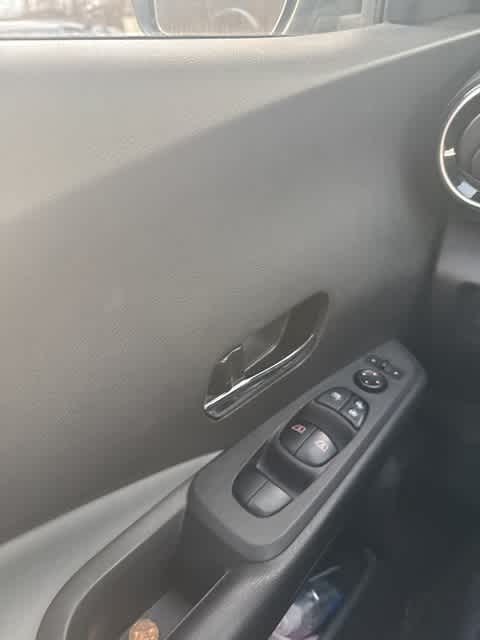 Thumbnail: 2021 Nissan Kicks - 17