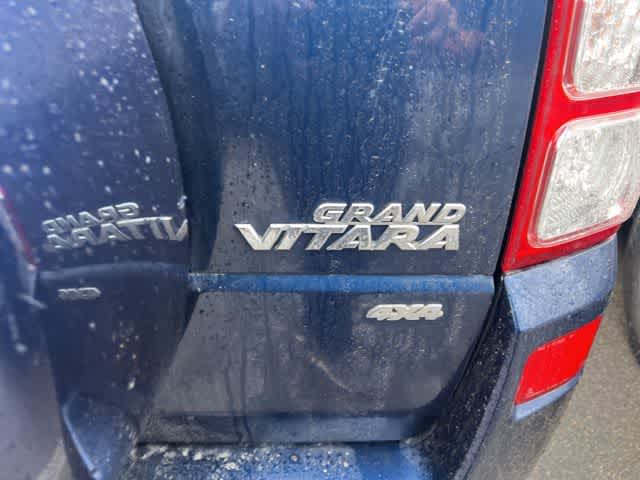 Thumbnail: 2012 Suzuki Grand Vitara - 21