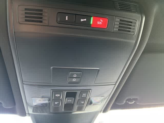 Thumbnail: 2024 Volkswagen Tiguan - 16