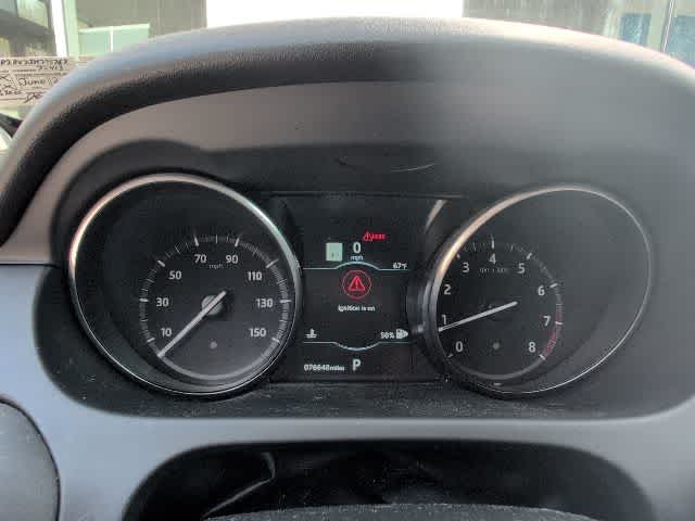 Thumbnail: 2018 Land Rover Discovery Sport - 16