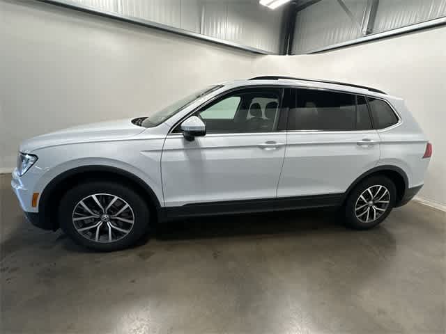 Certified 2019 Volkswagen Tiguan SE with VIN 3VV2B7AX8KM015077 for sale in Moon Township, PA