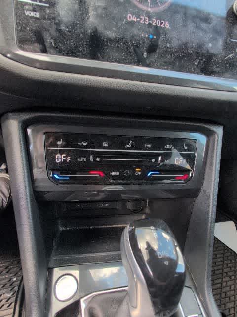 Thumbnail: 2023 Volkswagen Tiguan - 15