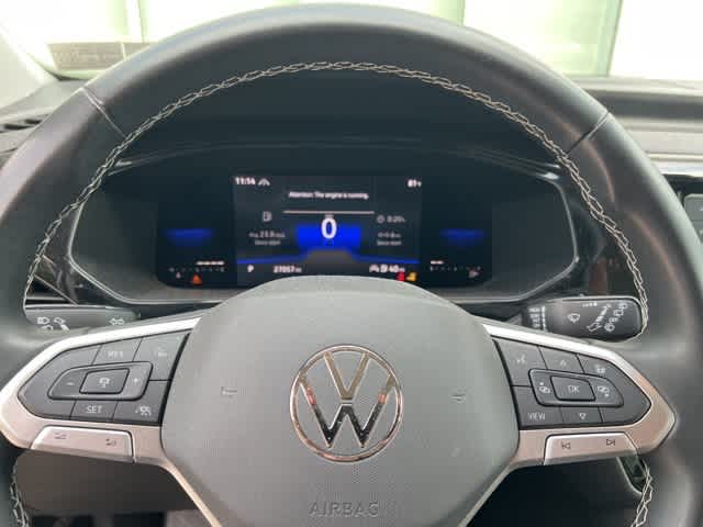 Thumbnail: 2022 Volkswagen Taos - 12