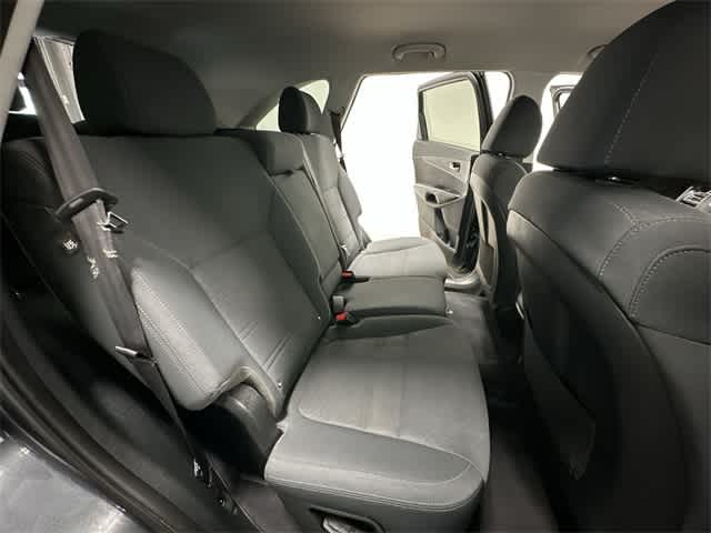 2019 Kia Sorento LX 22