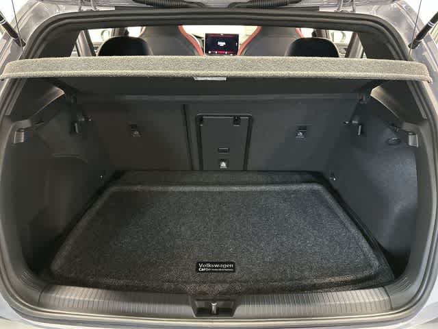 Thumbnail: 2026 Volkswagen Golf - 24