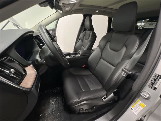 Thumbnail: 2023 Volvo XC60 - 17