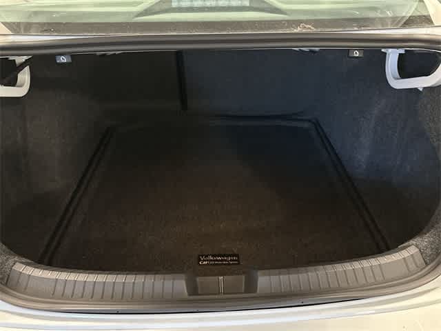 Thumbnail: 2026 Volkswagen Jetta - 22