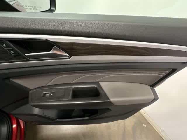 Thumbnail: 2022 Volkswagen Atlas - 23