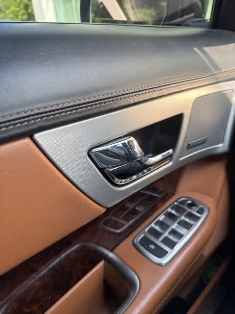 Thumbnail: 2013 Jaguar XF - 19