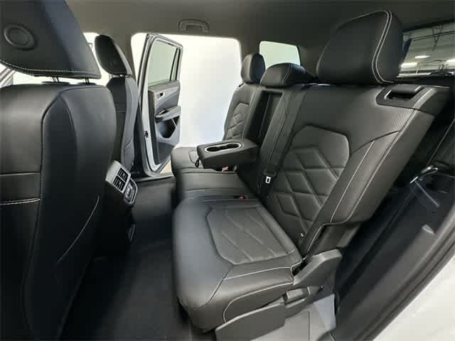 Thumbnail: 2026 Volkswagen Atlas - 17