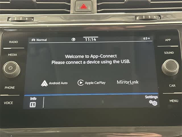 Thumbnail: 2023 Volkswagen Tiguan - 12