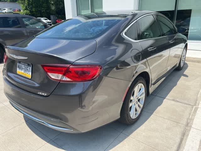 Thumbnail: 2015 Chrysler 200 - 5